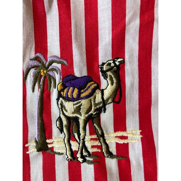 Candy Striped Red and White Button up Middlebrook Park size 6 - Picture 6 of 7